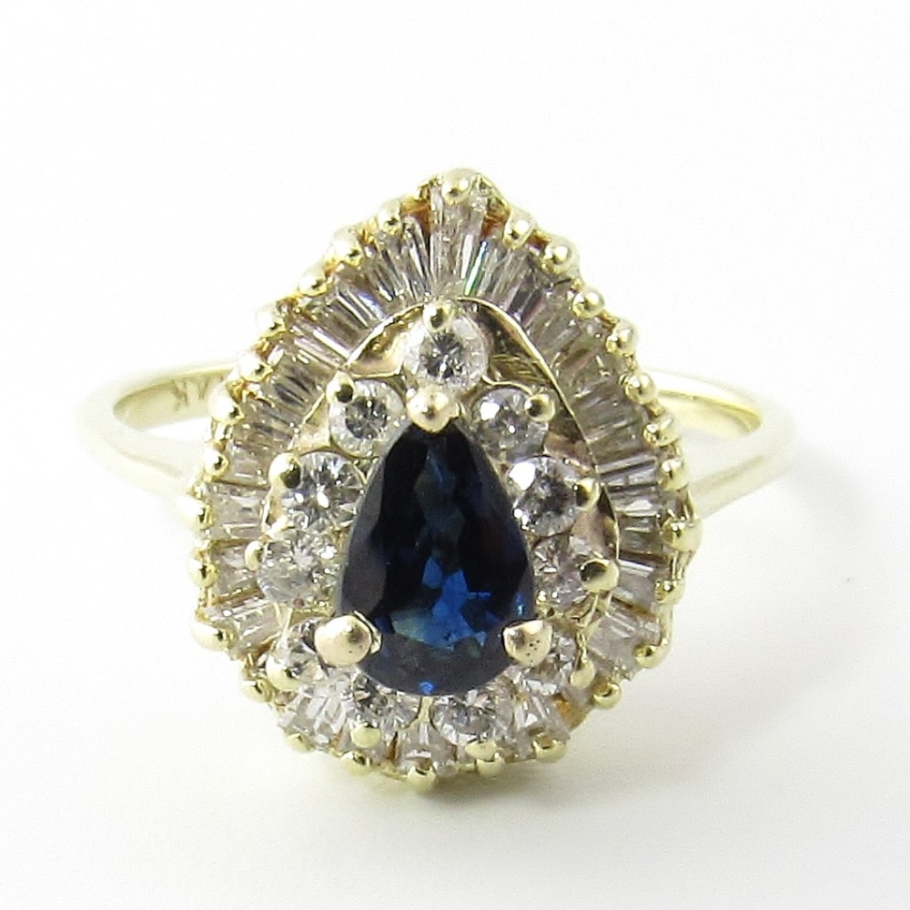 Vintage 14 Karat Yellow Gold Natural Sapphire and Diamond Ring Size 6 #4987